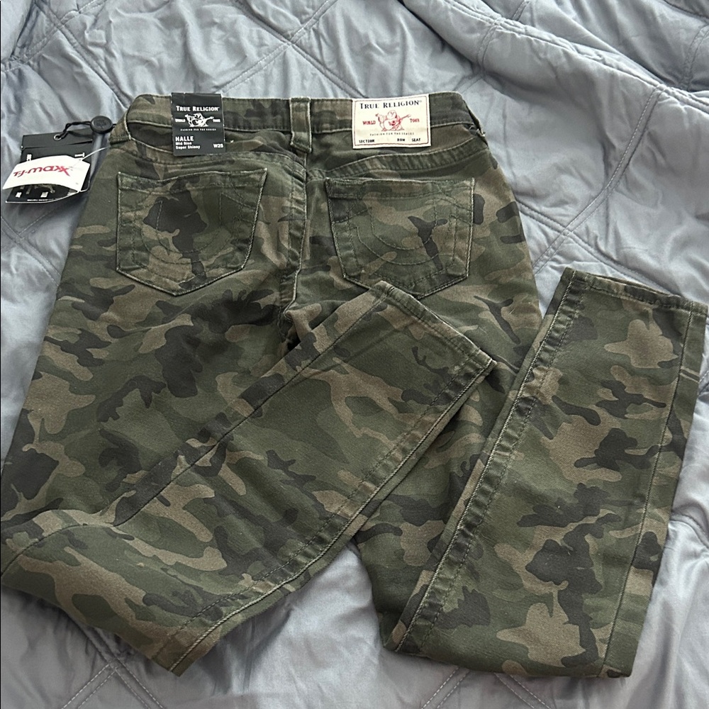Camouflage Print True Religion Jeans - Picture 2 of 3